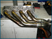 Kooks Header Pipes Forcing Air To The Modified Supernatural Turbos Built By KOS Motorsports On The Slawcko Racing Heads
